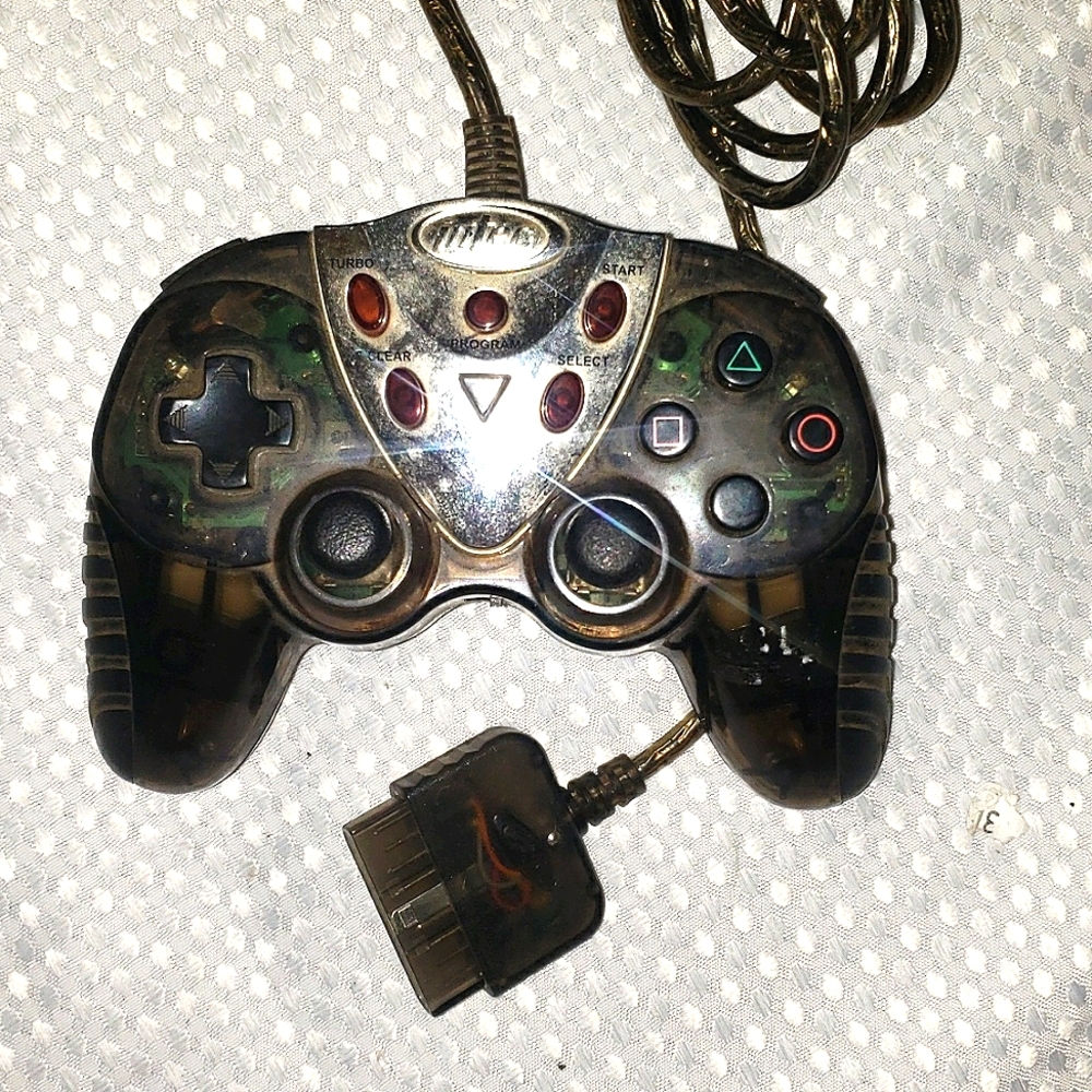 Intec PlayStation 2 Infinite Play Wireless Controller No Dongle.